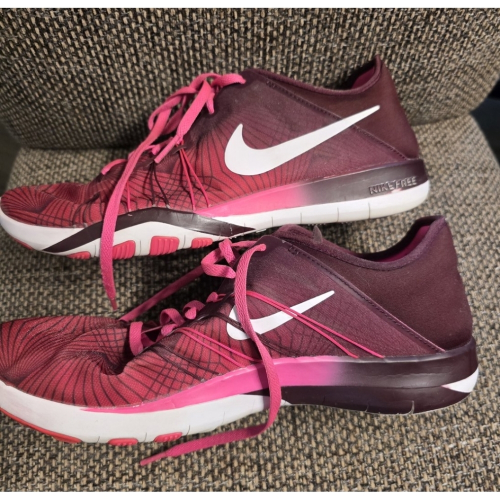 Nike Womens Free TR 6 Sneakers Shoes 9.5 Pink Red Burgandy - Picture 5 of 6
